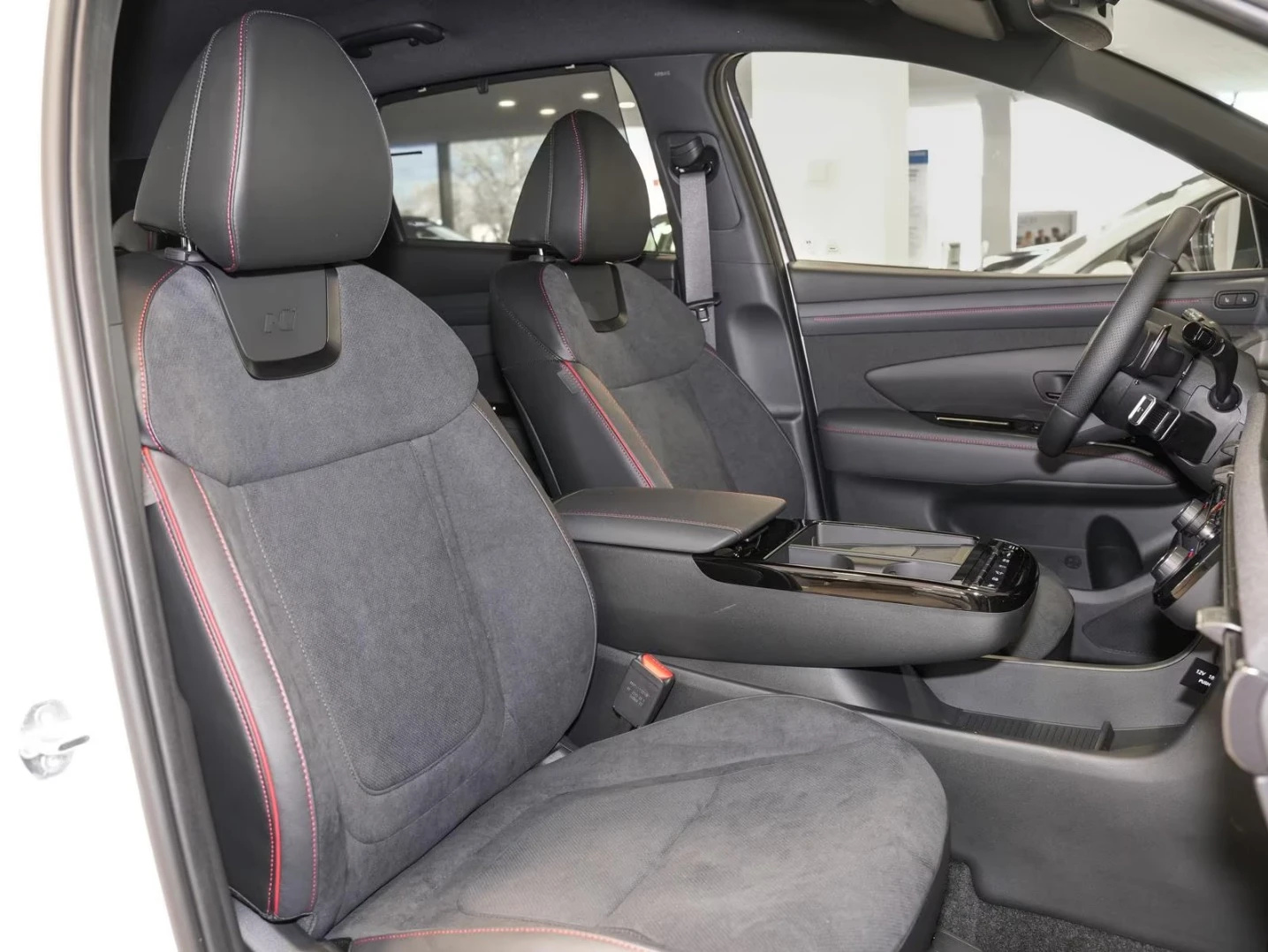 Hyundai Tucson PHEV* 4WD* N-Line, снимка 6 - Автомобили и джипове - 56019888