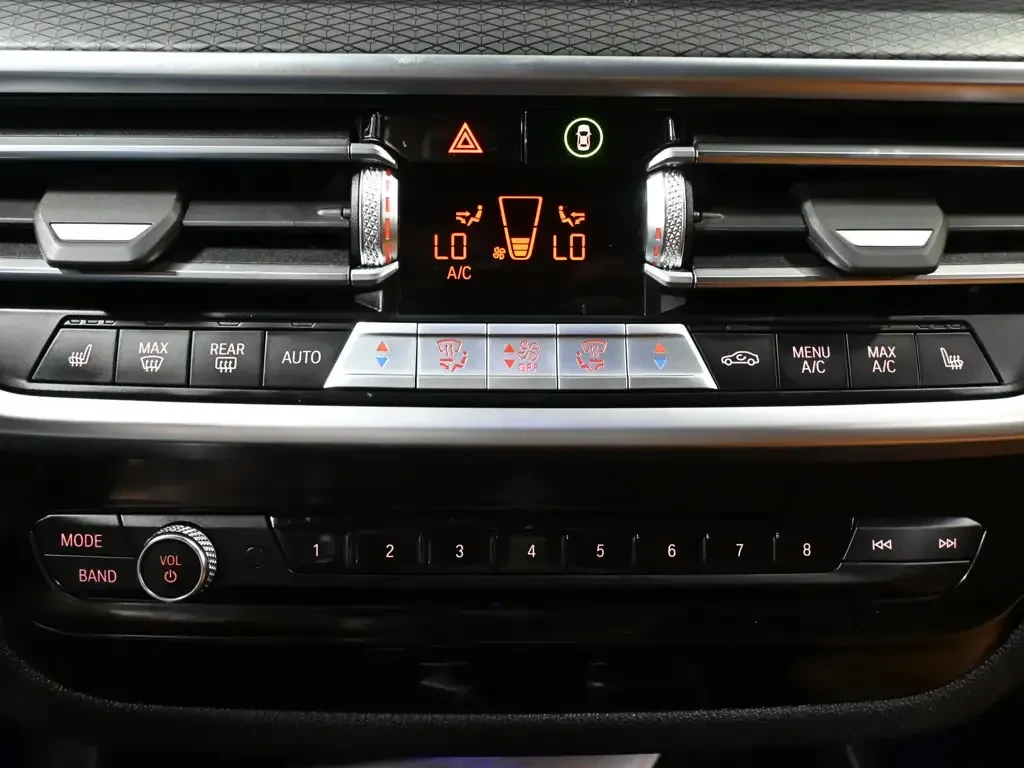 BMW X3 XD* ///M POWER* ПАНОРАМА* КРАЙНА ЦЕНА, снимка 15 - Автомобили и джипове - 56118910