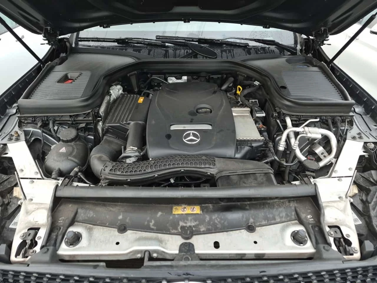 Mercedes-Benz GLC * 300 * CARFAX * БЕЗ ПЪРВОНАЧАЛНА ВНОСКА, снимка 17 - Автомобили и джипове - 56200596