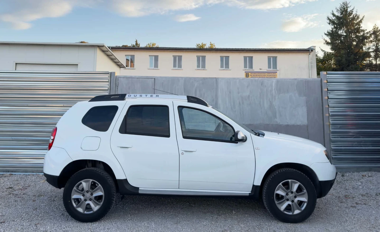 Dacia Duster ���* ���������  | Mobile.bg � ����������� 4