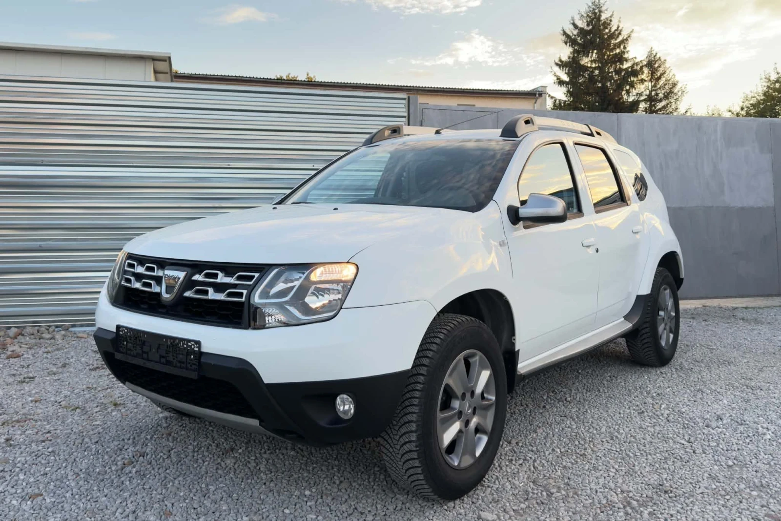 Dacia Duster ГАЗ* НАВИГАЦИЯ 