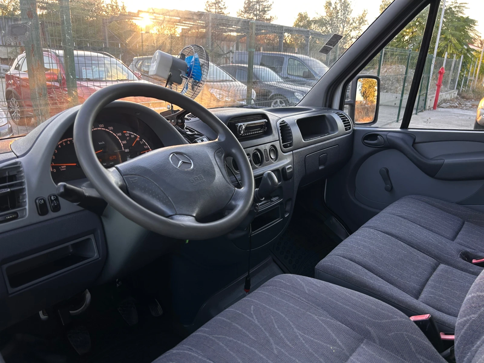 Mercedes-Benz 212, снимка 9 - Бусове и автобуси - 56120601