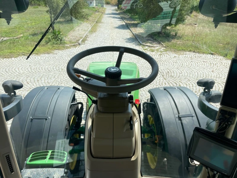 Трактор John Deere 8370R POWER SHIFT E-23 НАВИГАЦИЯ ЛИЗИНГ, снимка 16 - Селскостопанска техника - 41396171