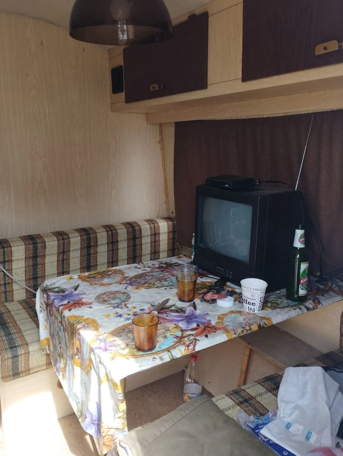 Каравана Hobby, снимка 5 - Каравани и кемпери - 53932379