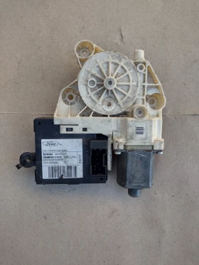     981537-110       FORD FOCUS II, C-MAX  5WK11575L