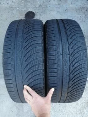 Гуми Зимни 225/55R18, снимка 1