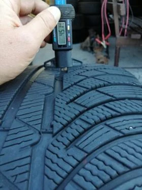 Гуми Зимни 225/55R18, снимка 7