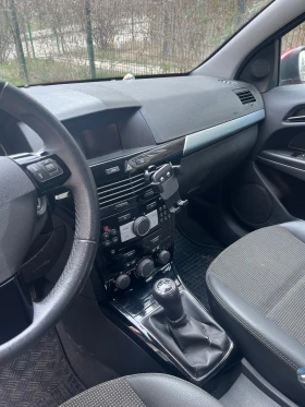 Opel Astra GTC, снимка 5