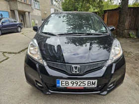     Honda Jazz 1.3 99k.s