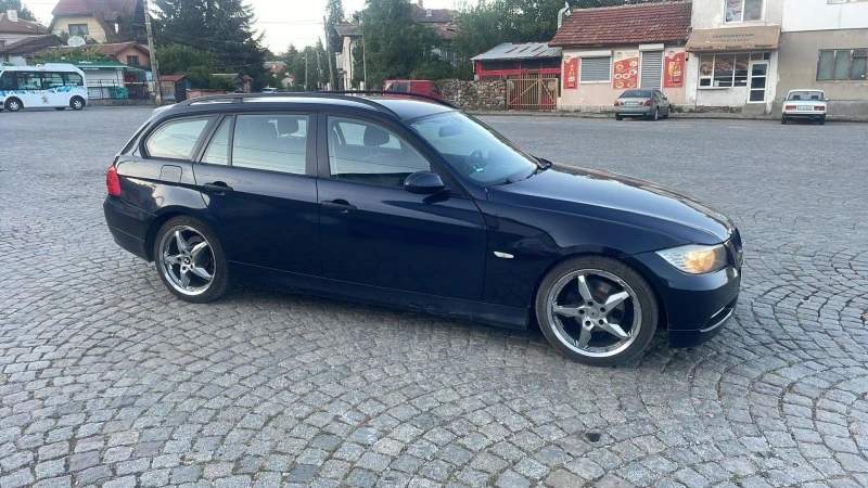 BMW 320, снимка 2 - Автомобили и джипове - 46996570