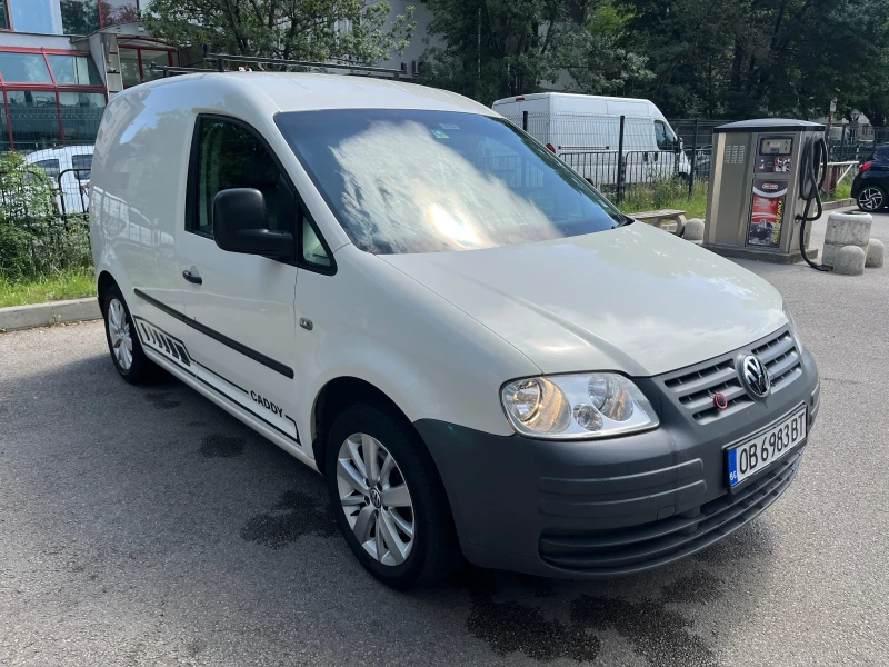 VW Caddy 1.9 TDi, снимка 1 - Автомобили и джипове - 47529189