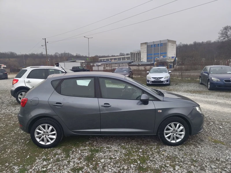 Seat Ibiza 1.6 TDI - NAVI, снимка 8 - Автомобили и джипове - 48795415