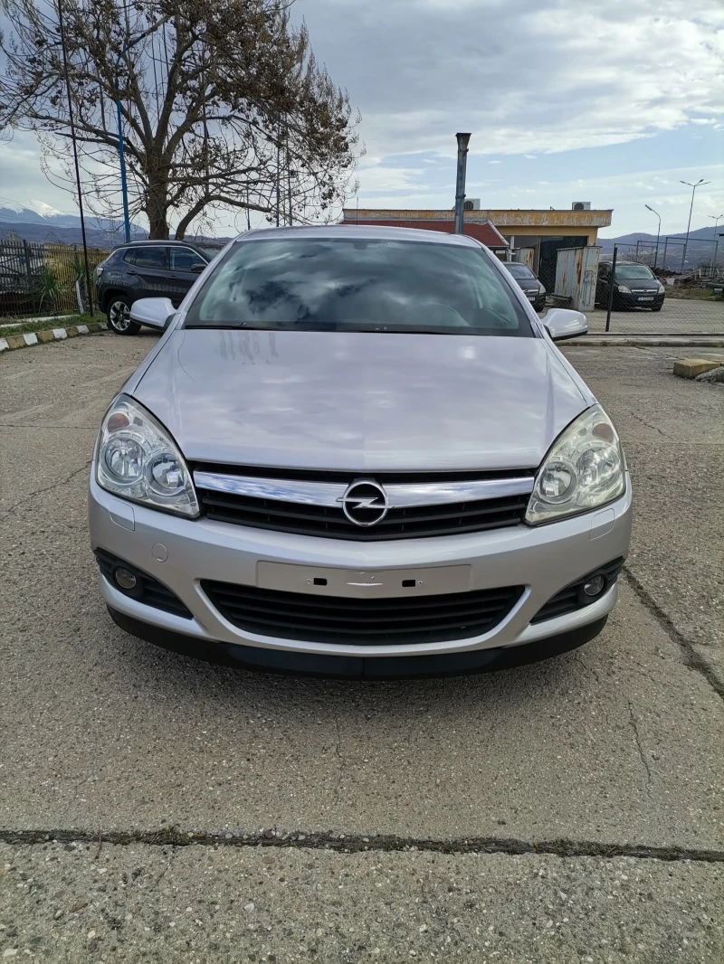 Opel Astra GTC, снимка 2 - Автомобили и джипове - 49509030