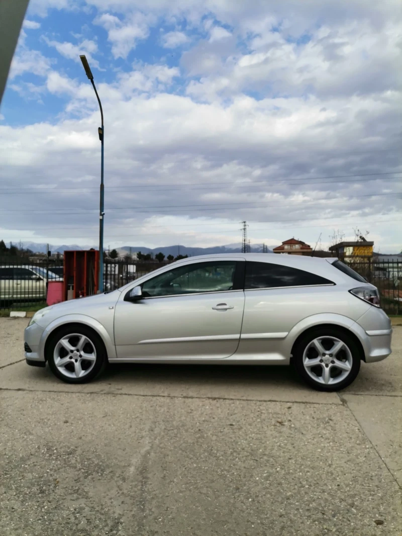 Opel Astra GTC, снимка 8 - Автомобили и джипове - 49509030