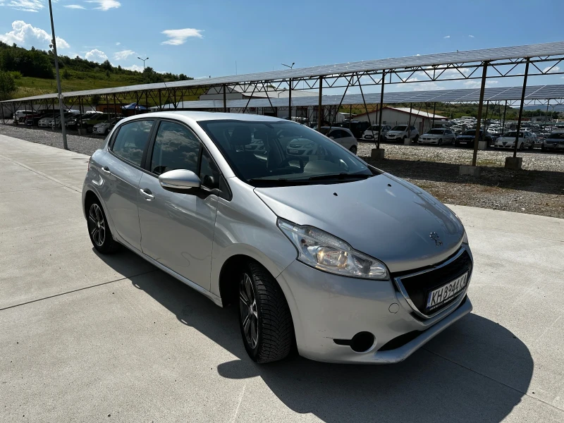 Peugeot 208, снимка 10 - Автомобили и джипове - 51696598