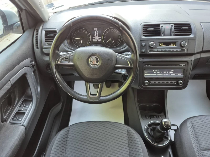 Skoda Fabia 1.6 TDI, снимка 9 - Автомобили и джипове - 52516191