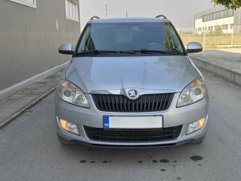 Skoda Fabia 1.6 TDI, снимка 2 - Автомобили и джипове - 52516191