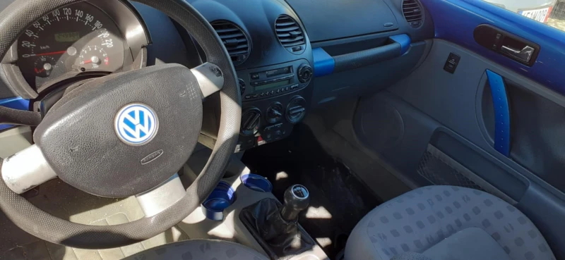 VW Beetle 2.0 Бензин/ГАЗ, снимка 4 - Автомобили и джипове - 51777964