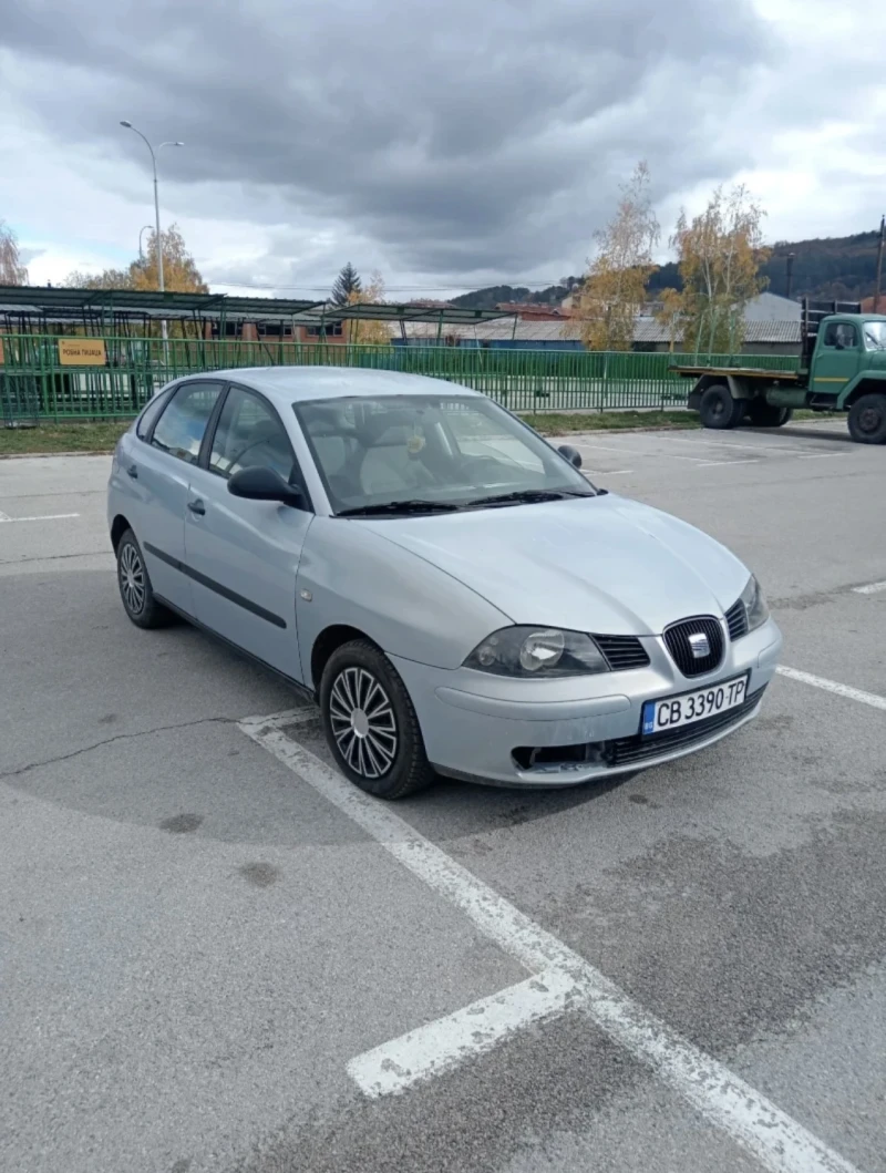 Seat Ibiza, снимка 6 - Автомобили и джипове - 52647337