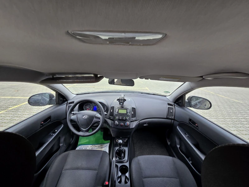 Hyundai I30 КОЛЕДНА ПРОМОЦИЯ/1.6CRDI/ПЕРФЕКТЕН, снимка 15 - Автомобили и джипове - 52875040
