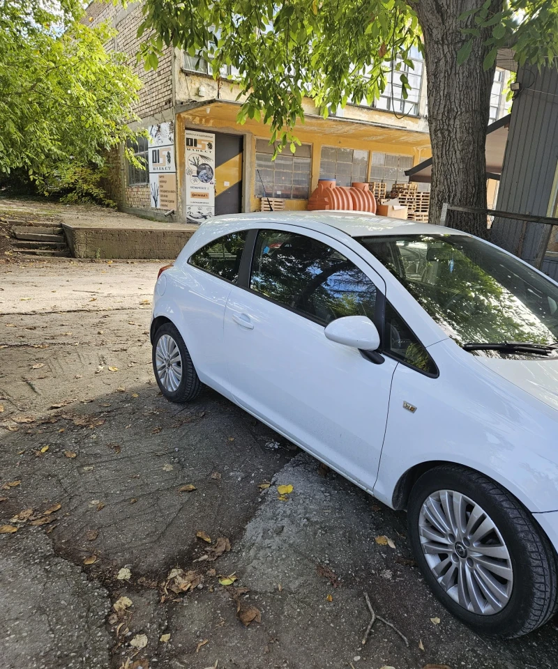 Opel Corsa Фабрична газ , снимка 3 - Автомобили и джипове - 53077301