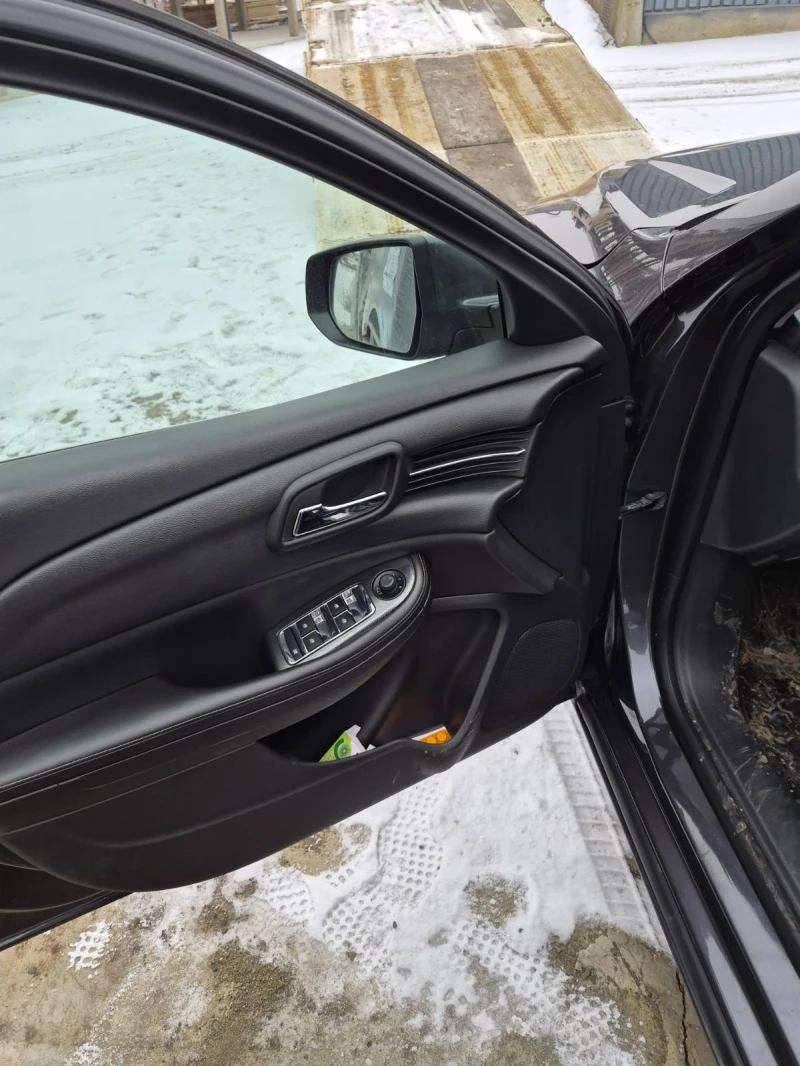 Chevrolet Malibu LTZ 2.4i GAS Automat Euro5, снимка 11 - Автомобили и джипове - 53499799