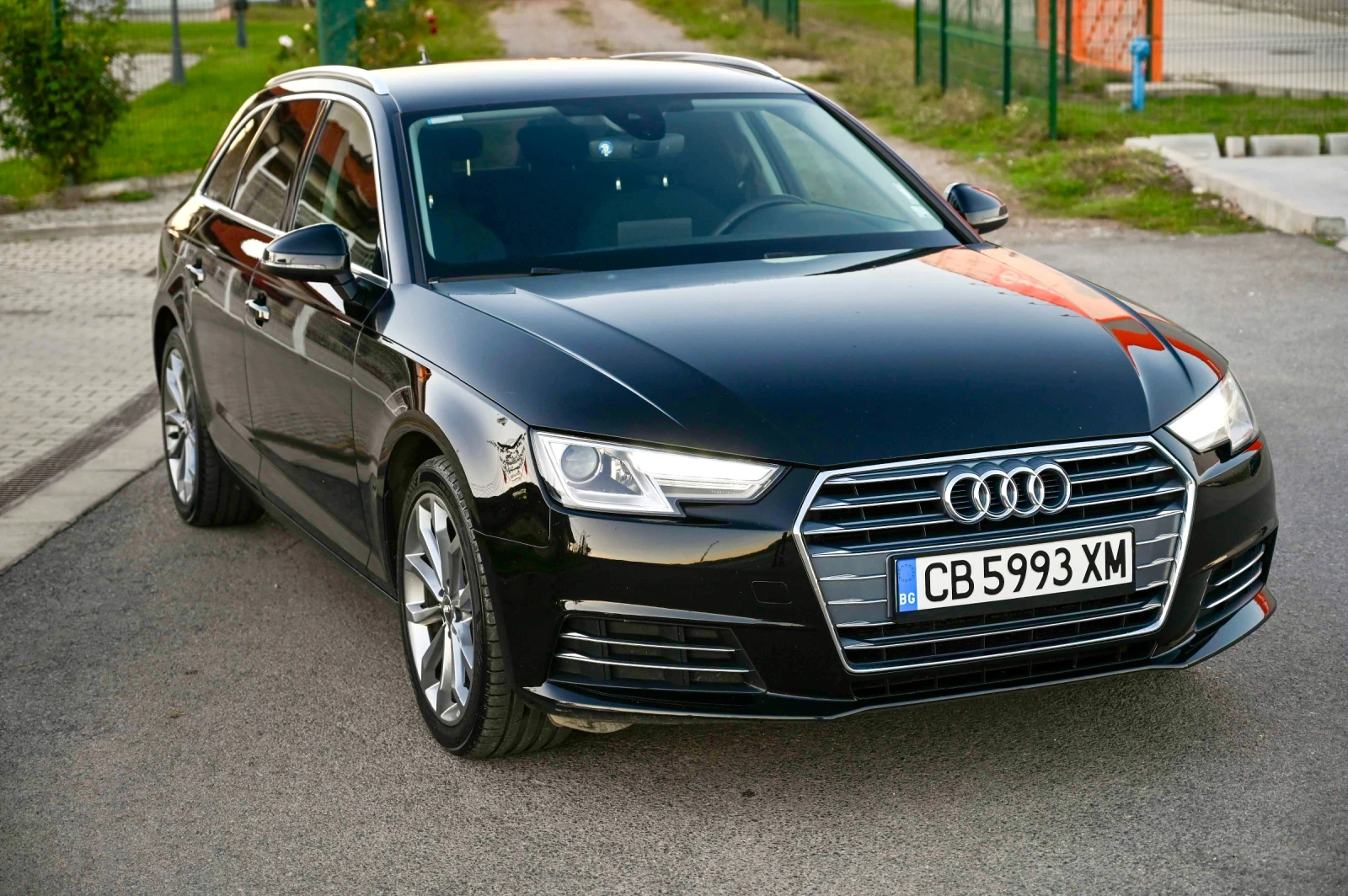 Audi A4 2.0TDI* LED* Keyless* Подгрев - изображение 8