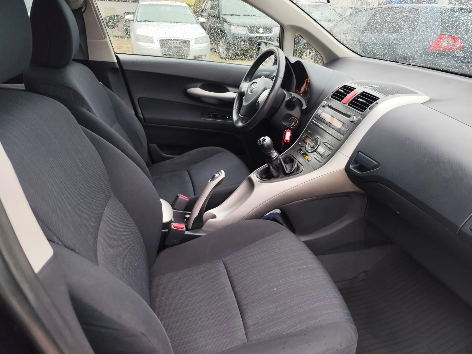 Toyota Auris 1.4  97ks. | Mobile.bg   11