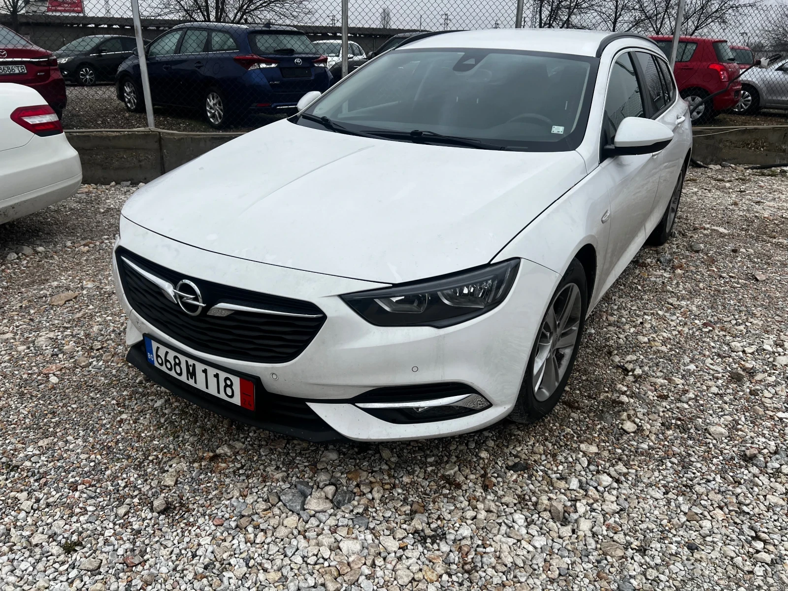 Opel Insignia 2.0 d Facelift  - изображение 2