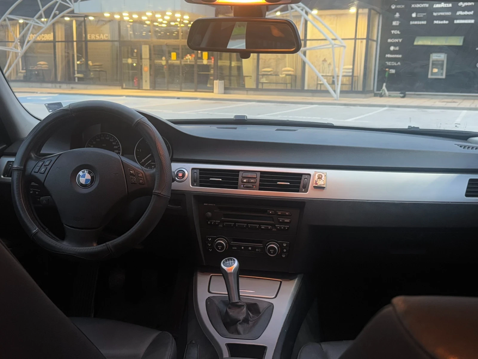 BMW 320  - изображение 5