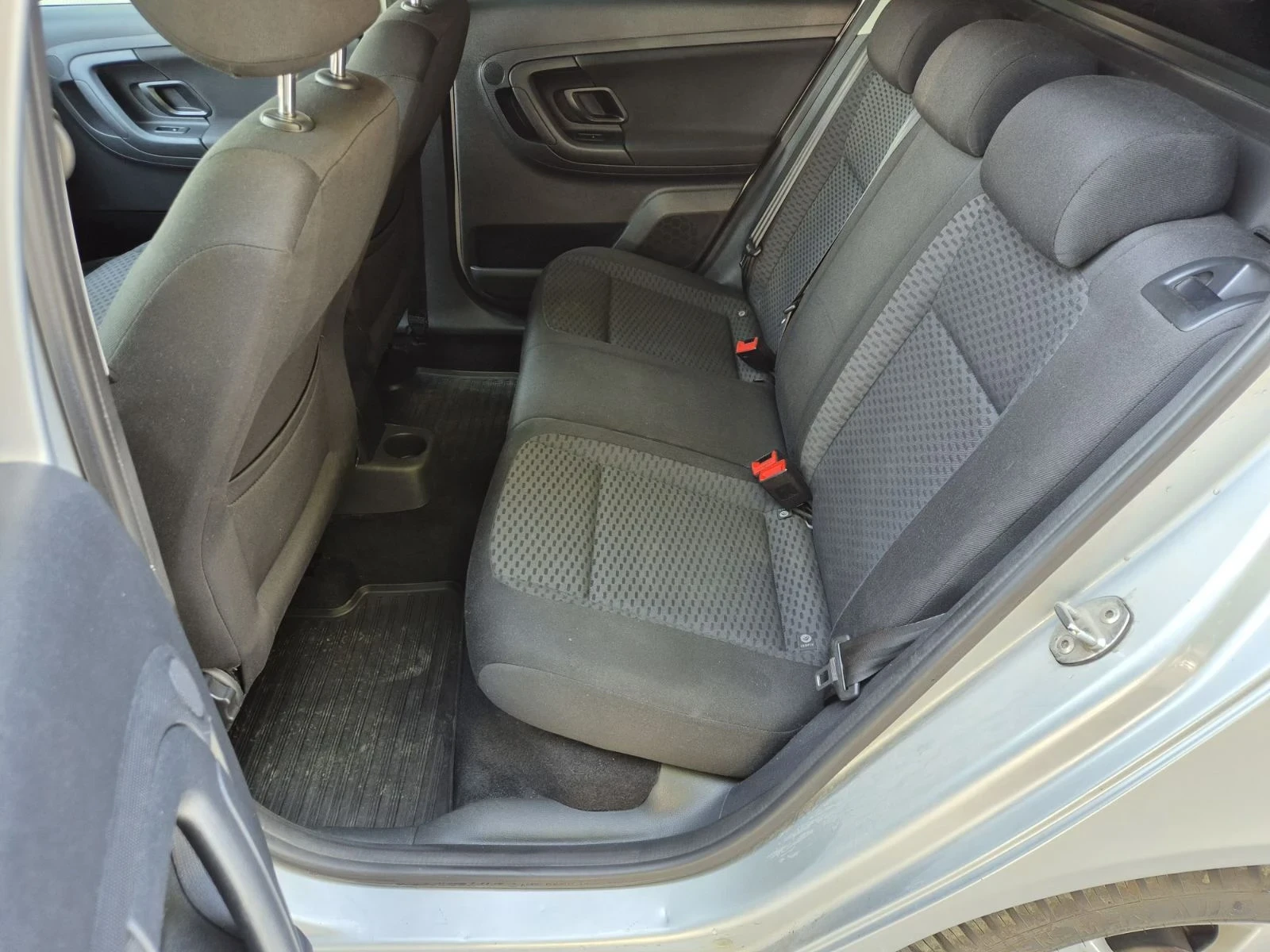 Skoda Fabia 1.6 TDI | Mobile.bg � ����������� 12