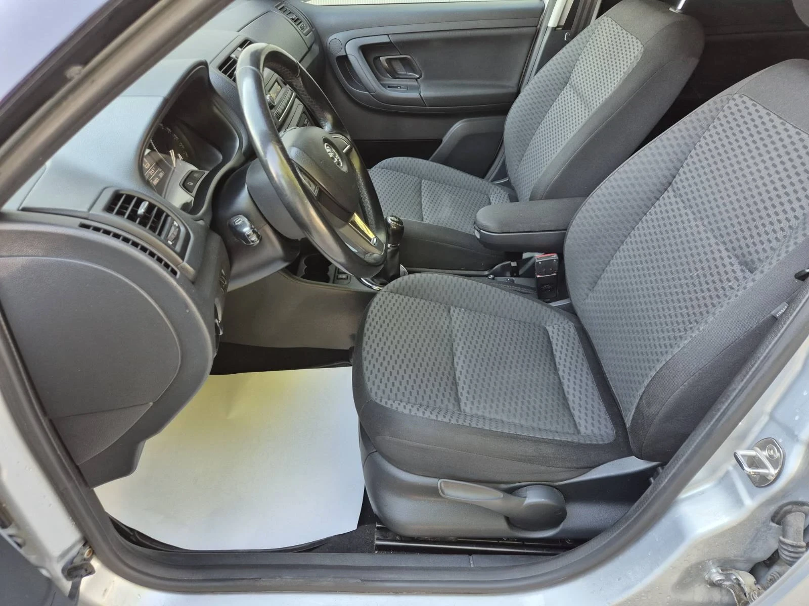 Skoda Fabia 1.6 TDI - изображение 7