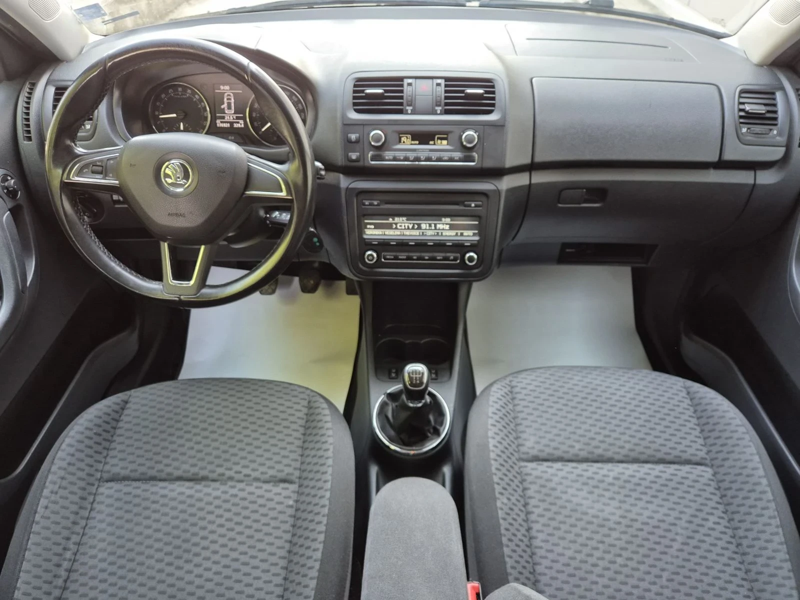 Skoda Fabia 1.6 TDI - изображение 10