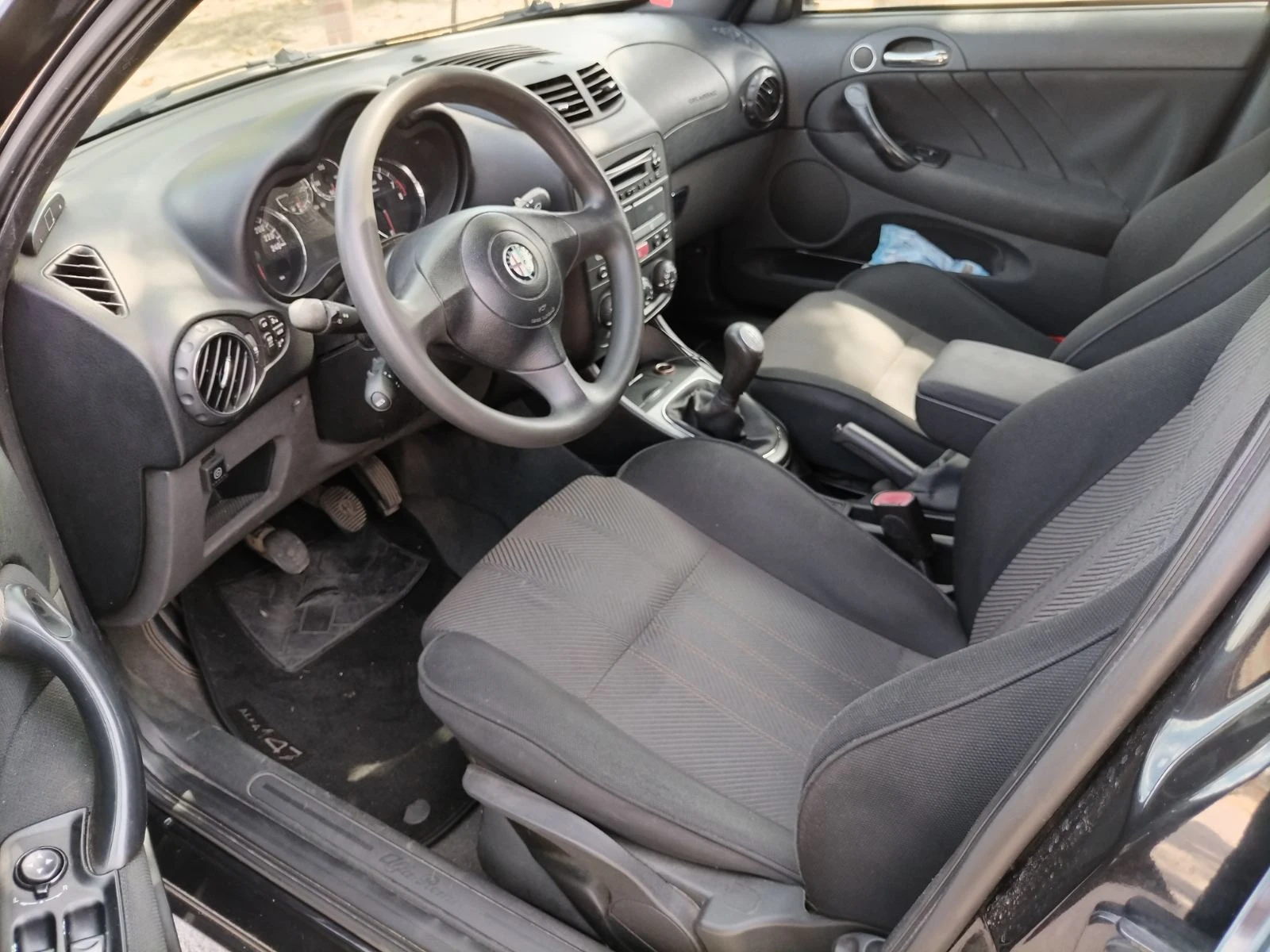 Alfa Romeo 147 1.6 Twin Spark - изображение 4