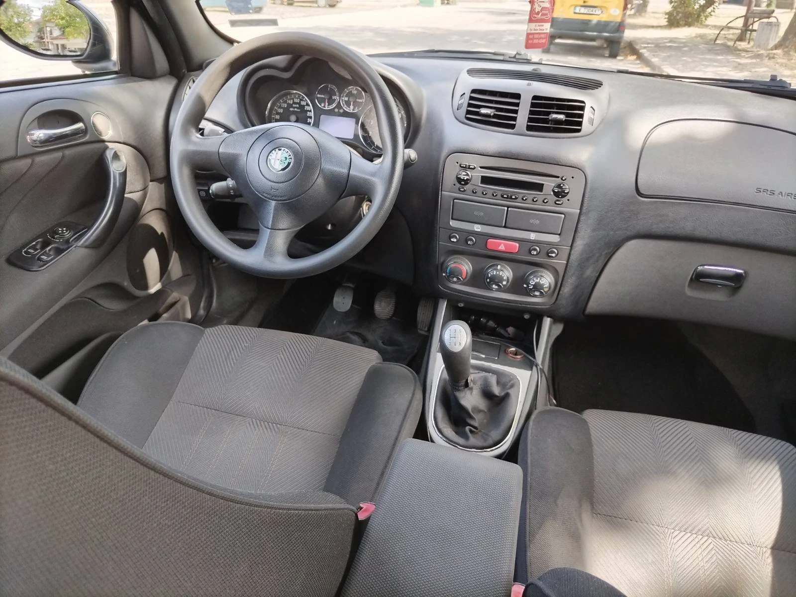 Alfa Romeo 147 1.6 Twin Spark - изображение 3