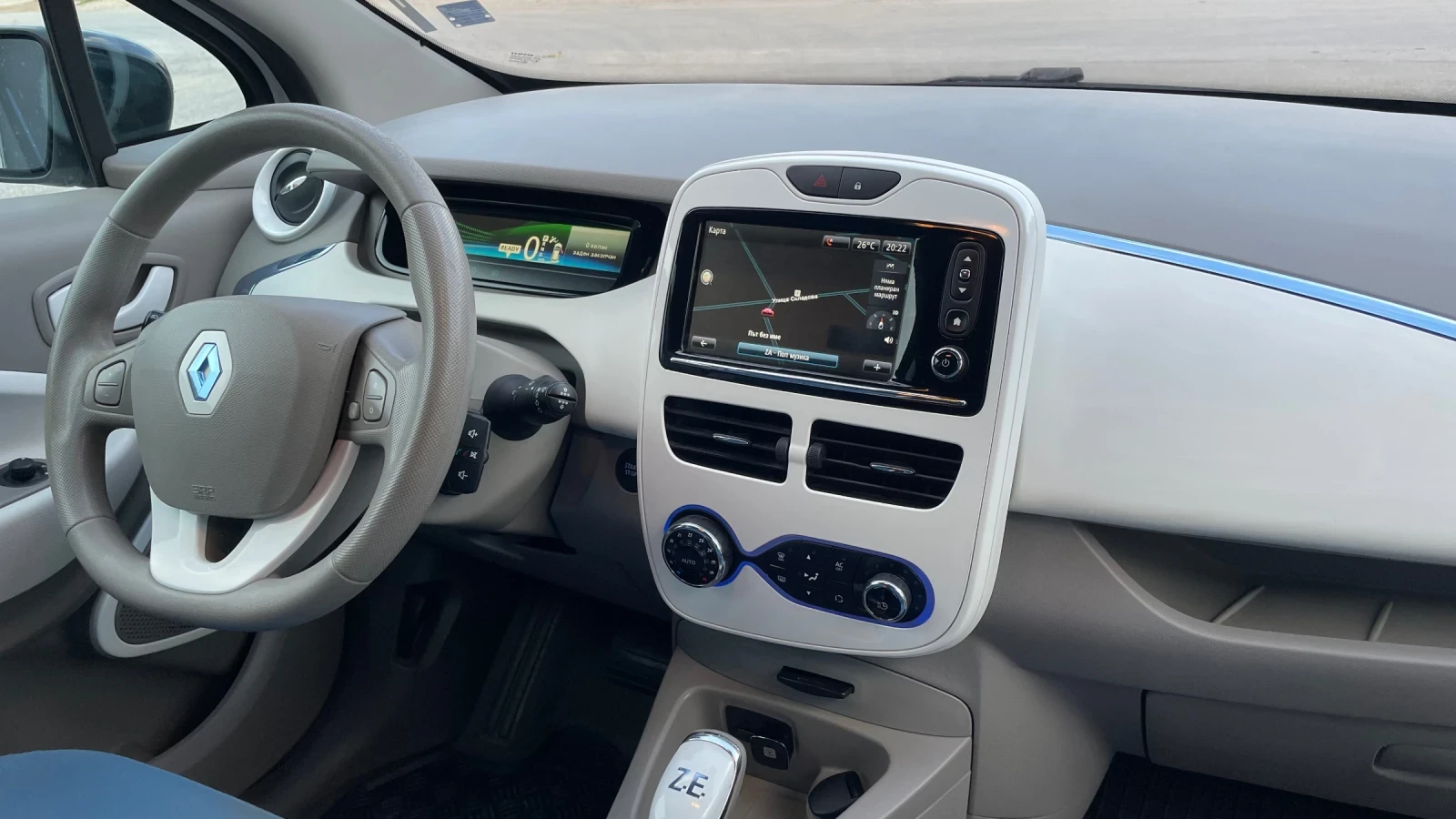 Renault Zoe  - изображение 9
