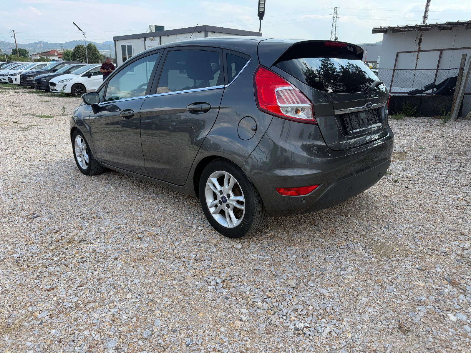 Ford Fiesta 1.5d/Titanium/Nav/PDC/Euro6 - изображение 2