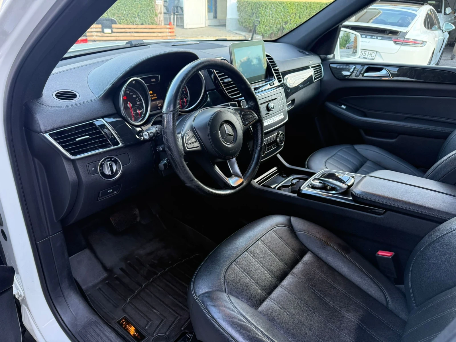Mercedes-Benz GLS 450 4Matic AMG-Pack - изображение 10