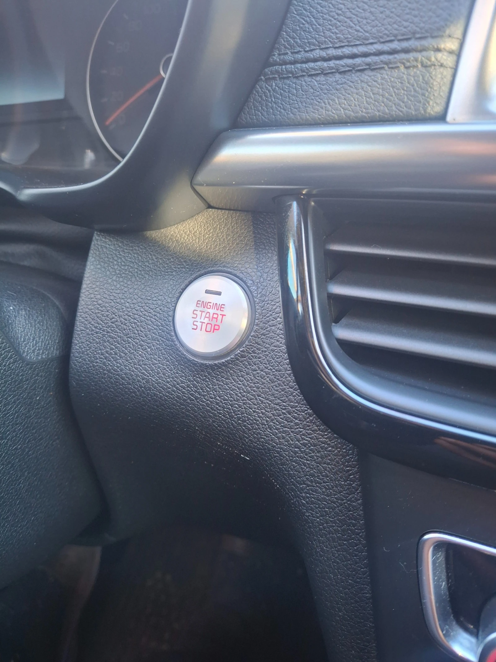 Kia K5 2000 - изображение 9