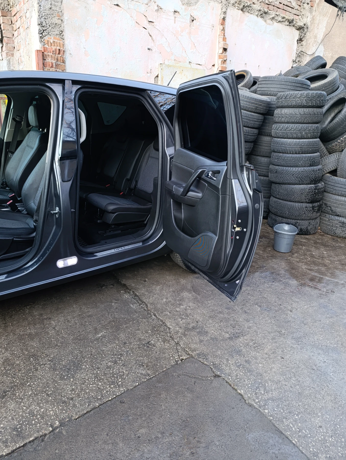 Opel Meriva 1.7, снимка 8 - Автомобили и джипове - 53726706