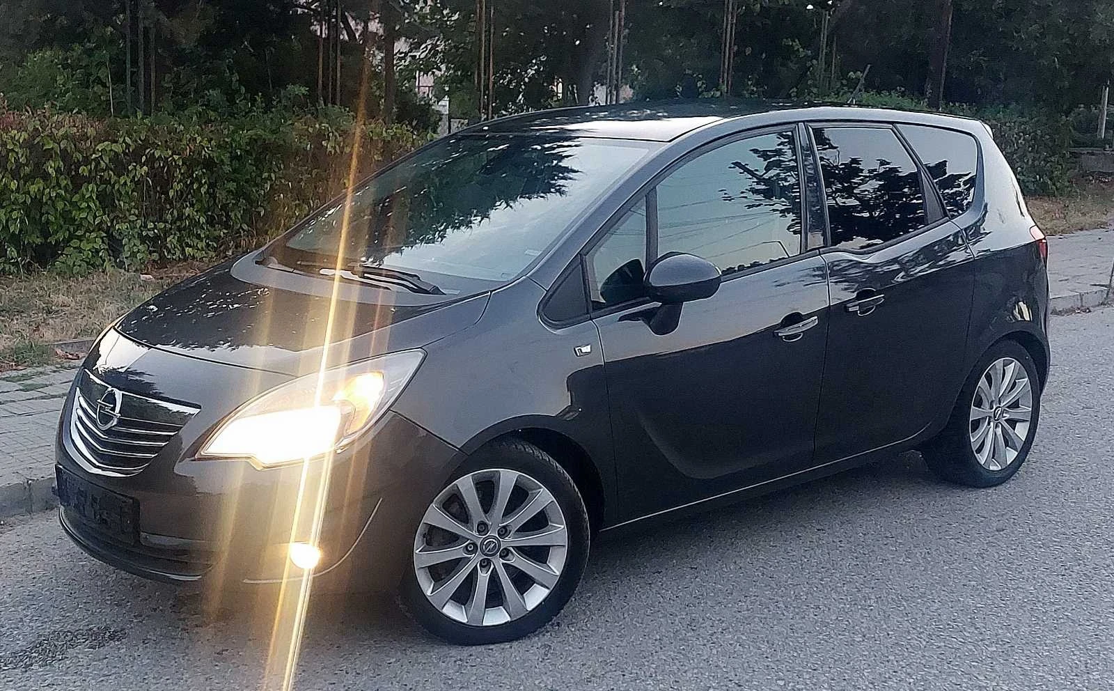 Opel Meriva 1.7, снимка 17 - Автомобили и джипове - 53726706