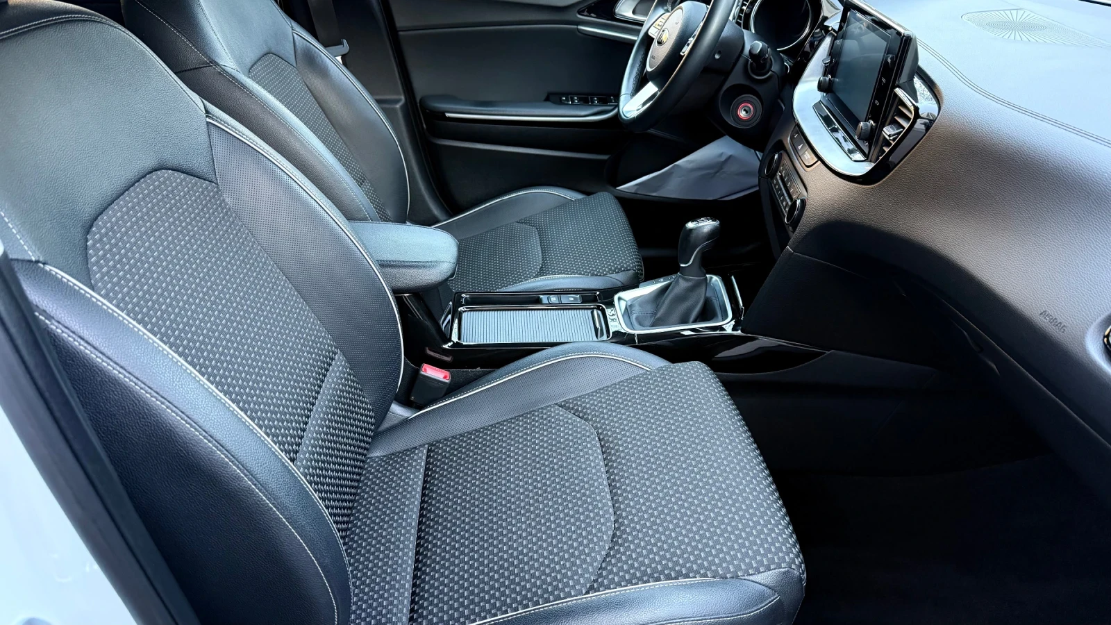 Kia XCeed 1.0 TGDI LPG Style, снимка 13 - Автомобили и джипове - 53840601