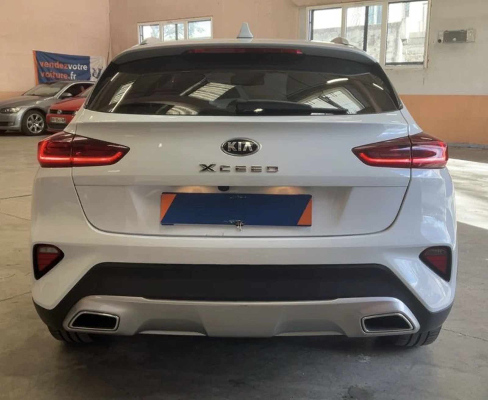 Kia XCeed 1.0 TGDI LPG Style, снимка 4 - Автомобили и джипове - 53840601