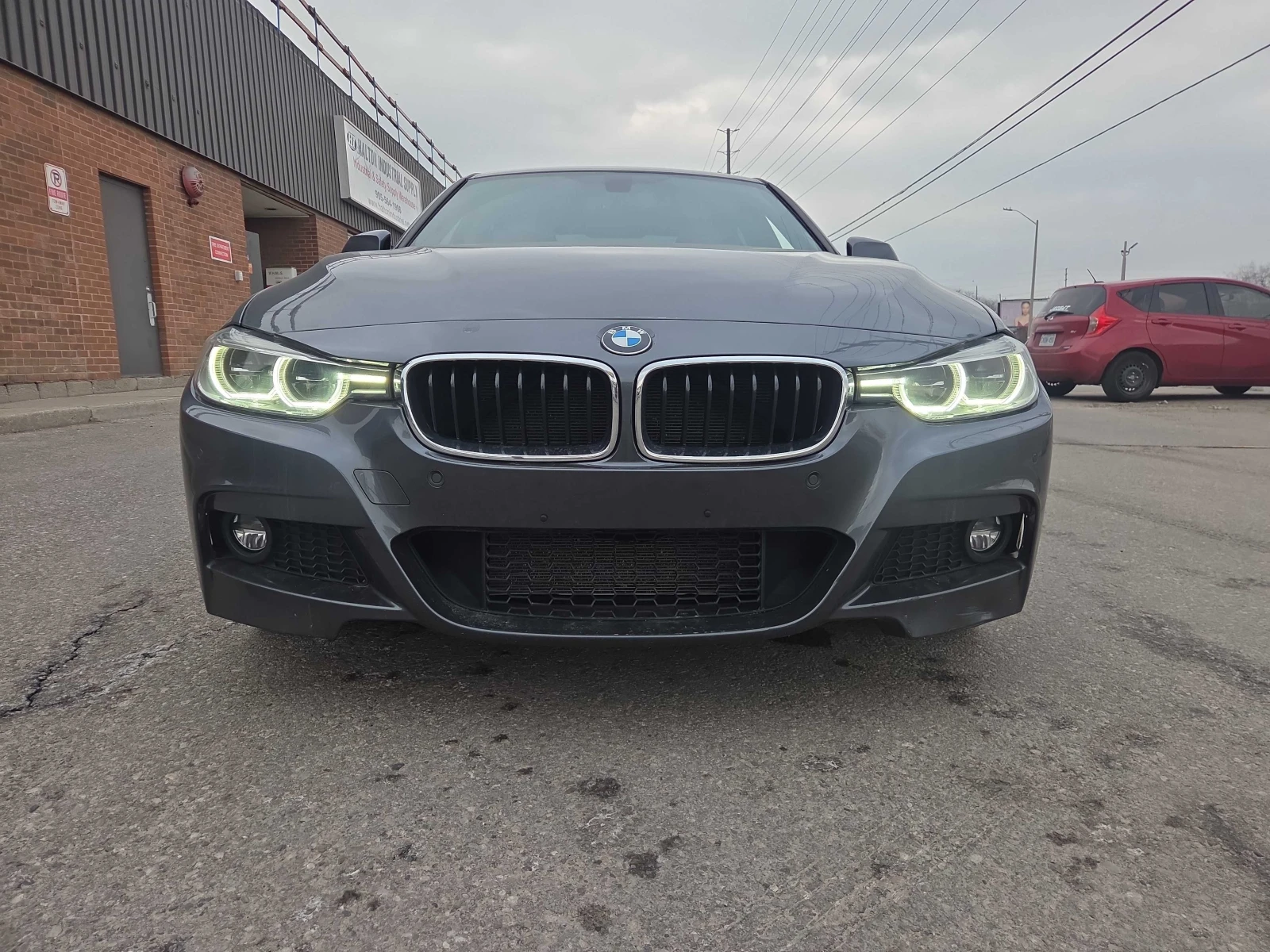 BMW 330 2.0L 4cyl AWD, снимка 6 - Автомобили и джипове - 53939469