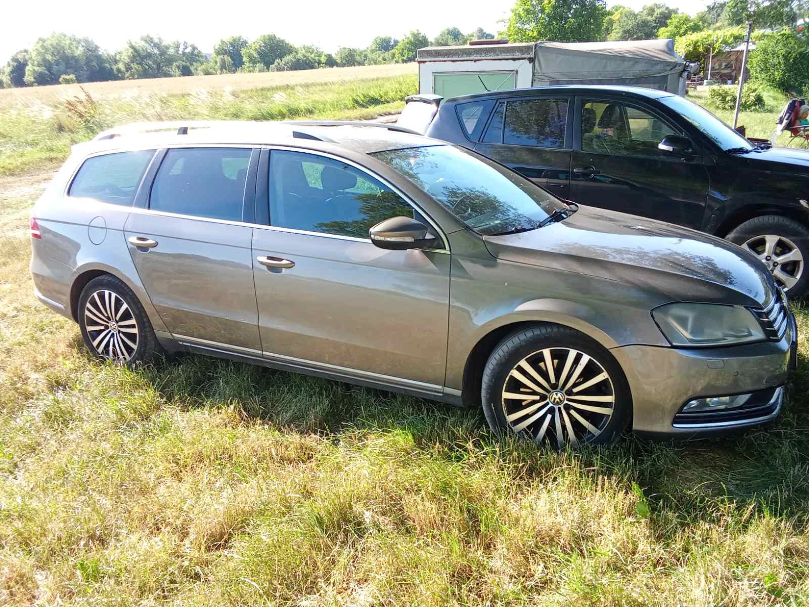 VW Passat Variant B7 2.0TDI 4motion, снимка 2 - Автомобили и джипове - 55097308