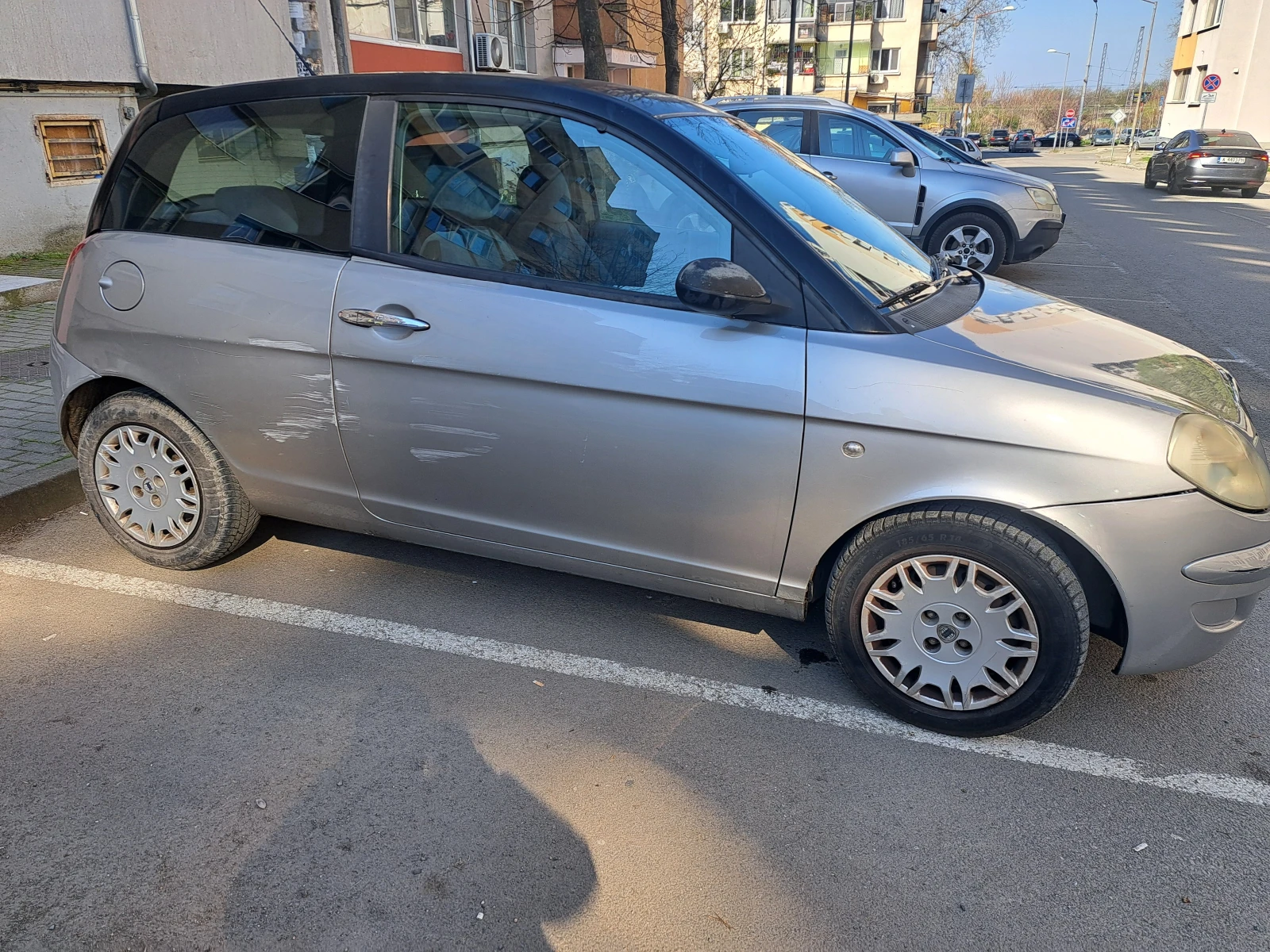 Lancia Ypsilon, снимка 2 - Автомобили и джипове - 54257539