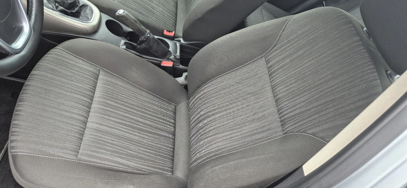 Opel Astra 1.7 CDTI Evro 5, снимка 7 - Автомобили и джипове - 54647978