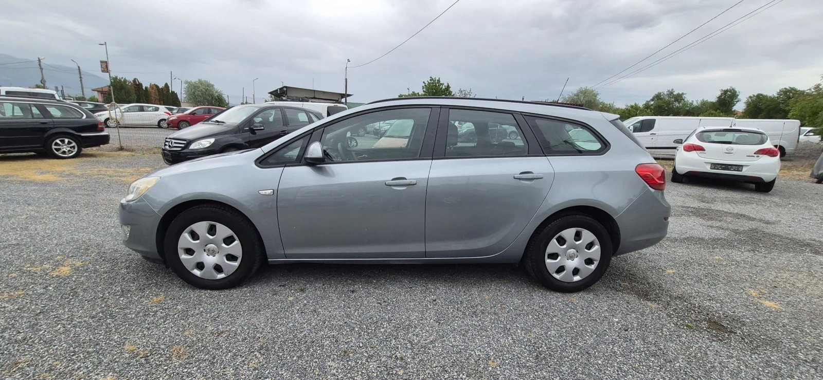 Opel Astra 1.7 CDTI Evro 5, снимка 5 - Автомобили и джипове - 54647978
