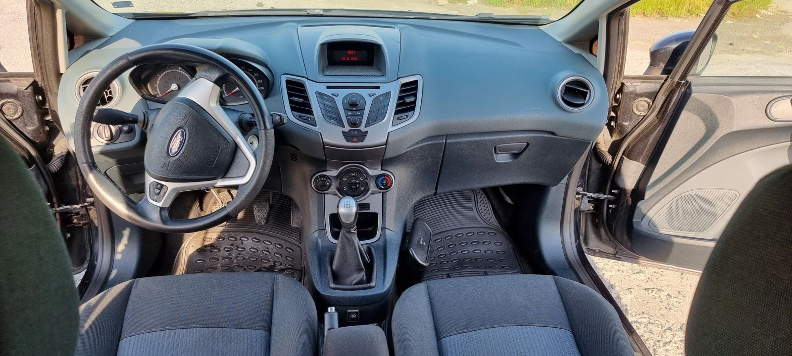 Ford Fiesta, снимка 10 - Автомобили и джипове - 54767745