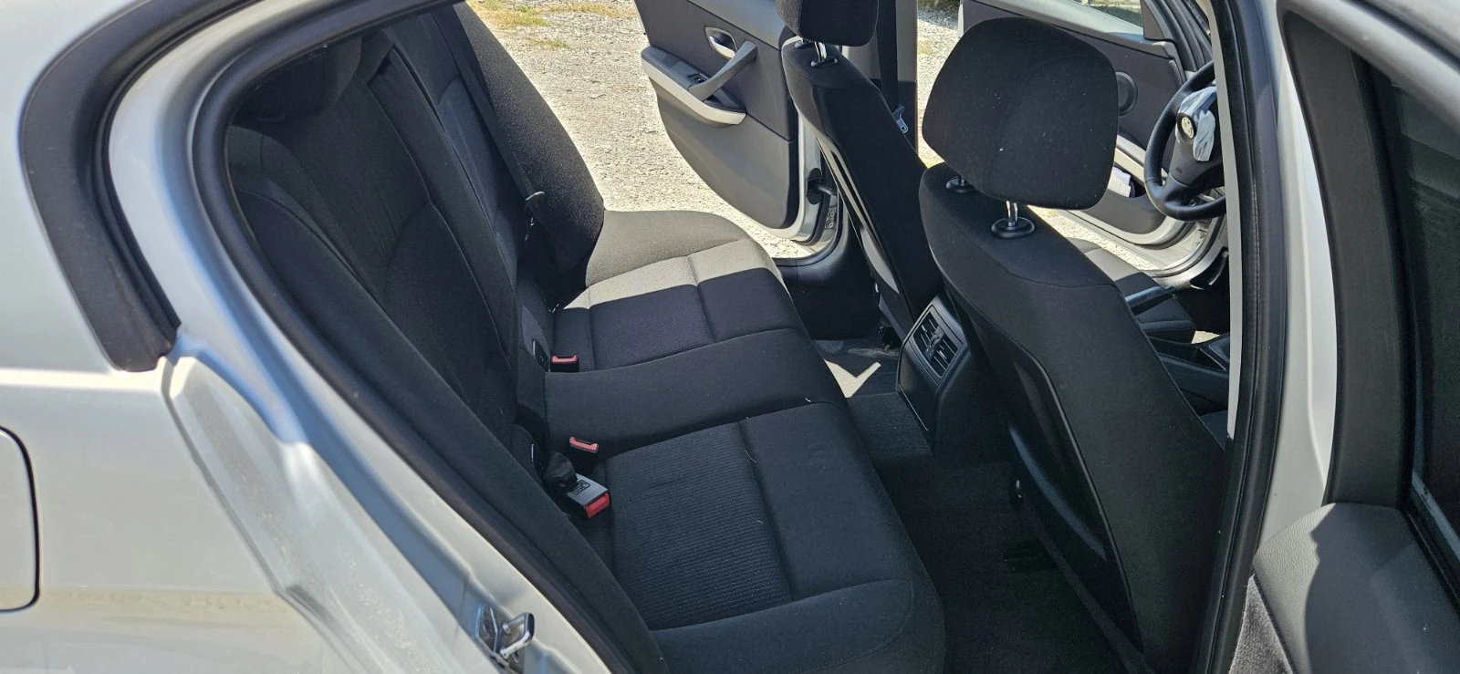 BMW 320 2.0 170к.с, снимка 13 - Автомобили и джипове - 54979370